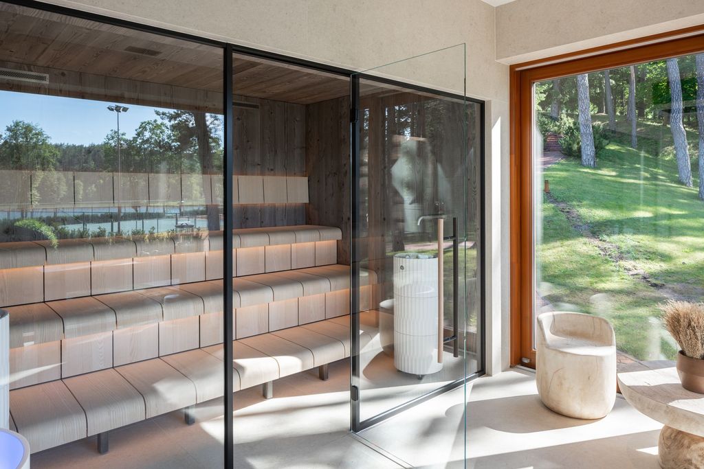 Modern wellness retreat sauna at Esperanza Lake Resort designed for deep rejuvenation.