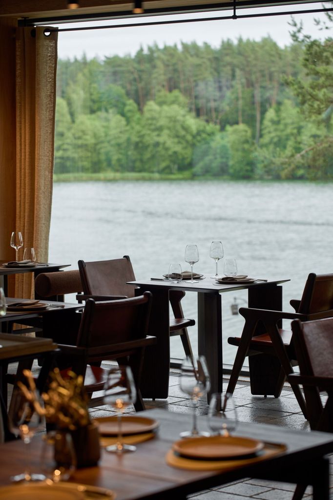 Fine dining area at Esperanza Resort, complementing the elite experience of this luxury resort.