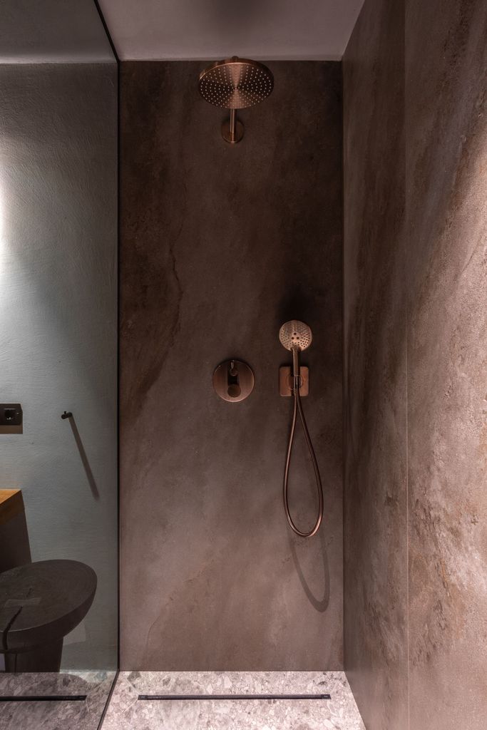 Comfortable Loft Room bathroom set up with care and relaxation in mind.